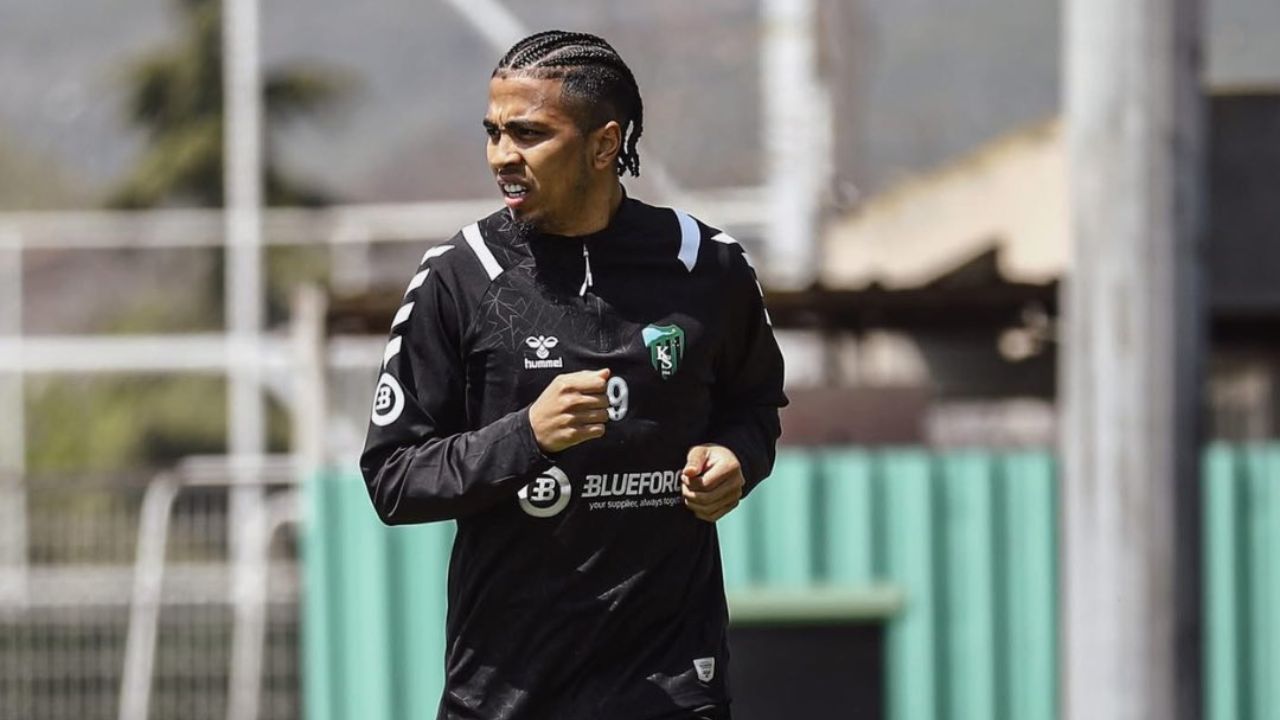Rigoberto Rivas se lesiona en inicio de pretemporada de su equipo