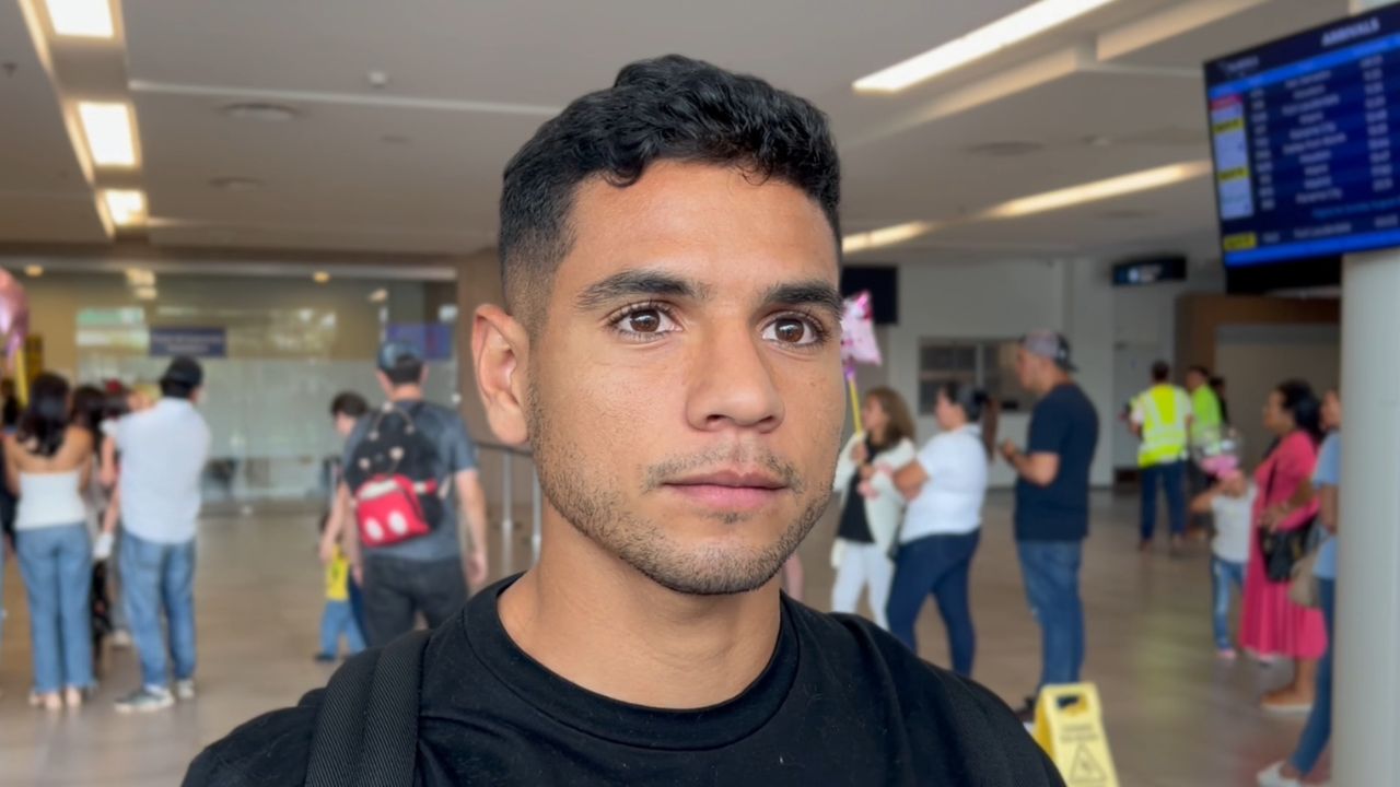 Carlos Pineda compara fútbol de Honduras con el de Costa Rica