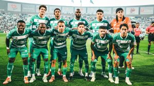 Imagen de Choco Lozano volvió a ser titular en Santos Laguna en derrota ante Tigres