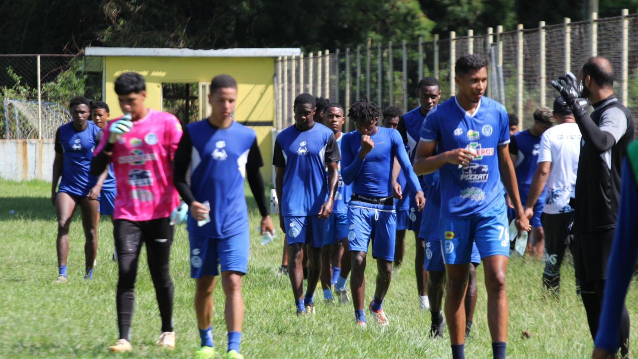 Jugador del Victoria es duda frente a Platense tras contagiarse de COVID