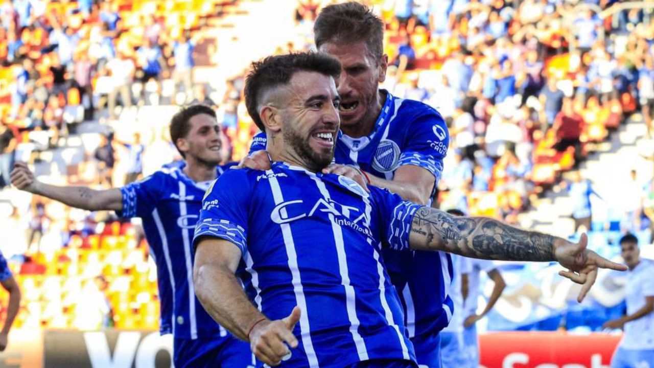Agustín Auzmendi anota su primer gol en la Liga Argentina con Godoy Cruz