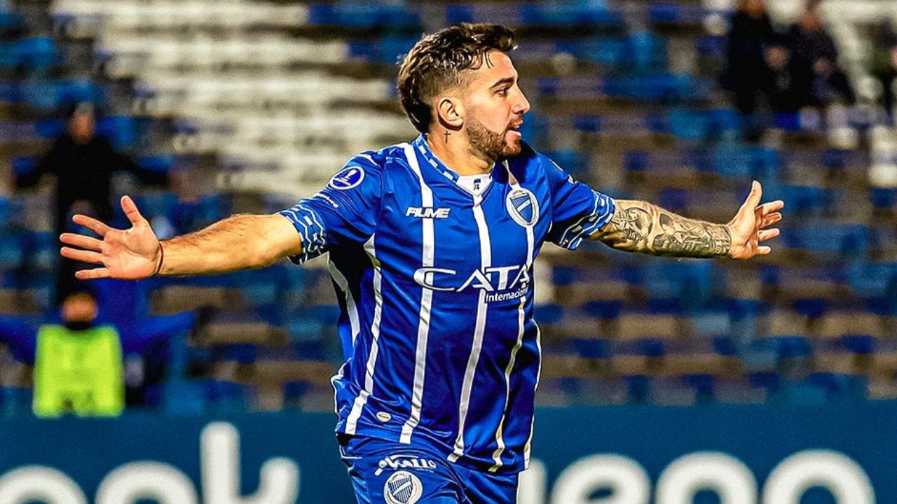 Agustín Auzmendi comparte la mejor noticia tras su doblete contra River Plate