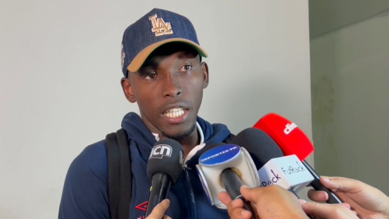 Alberth Elis rompe el silencio y aclara si tiene ofertas de Portugal