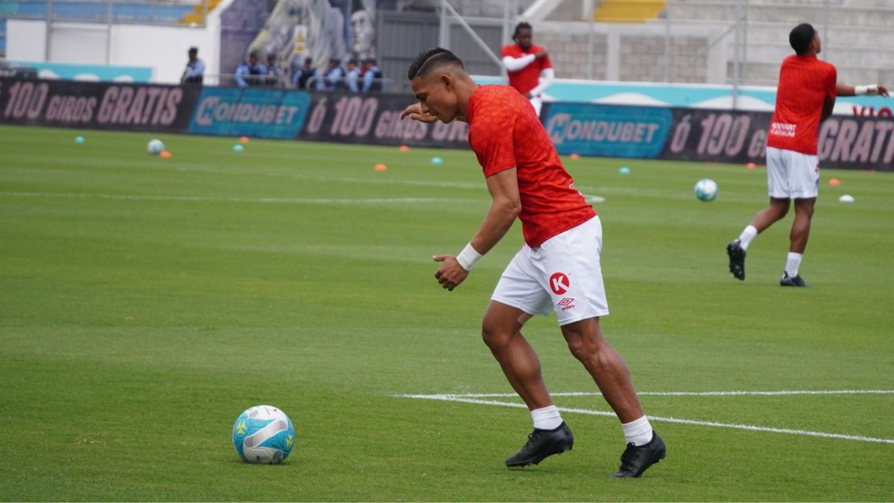 Carlos Mango Sánchez conoce el tiempo que será baja con Olimpia tras el clásico