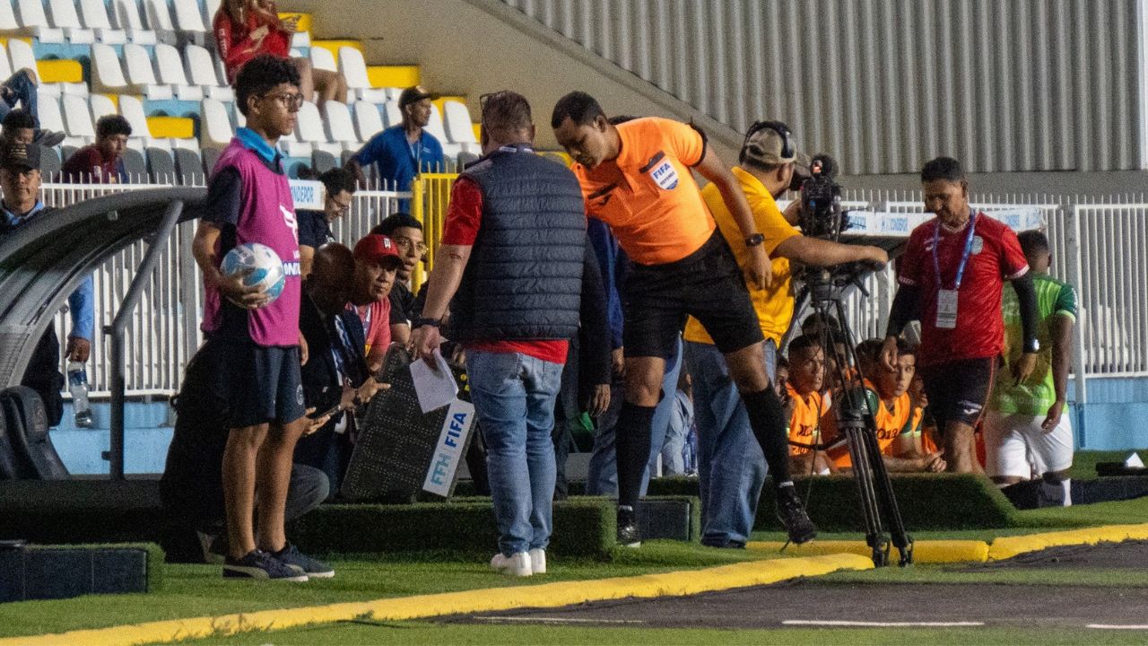 Comisión de Disciplina confirma duro castigo por error arbitral en partido Motagua vs Marathón