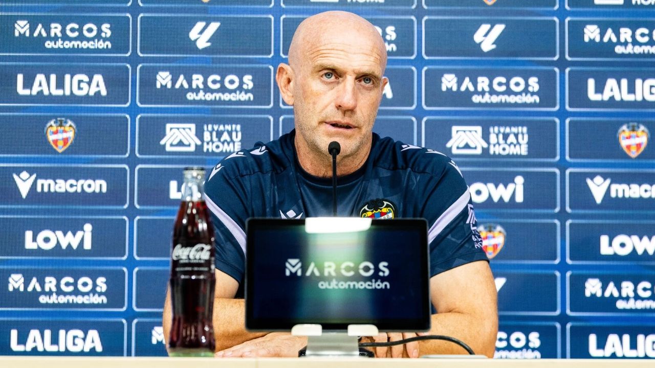 Entrenador de Kervin Arriaga le envió un mensaje directo a Honduras