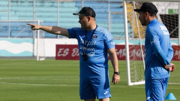El sorprendente cambio de Javier López en su primer partido con Motagua