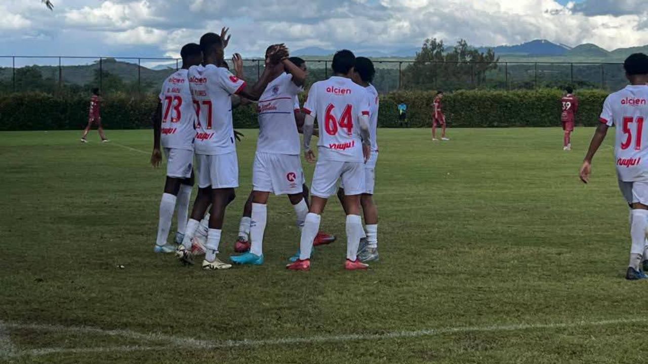 Olimpia golea al Motagua en el torneo de Reservas y sigue intratable