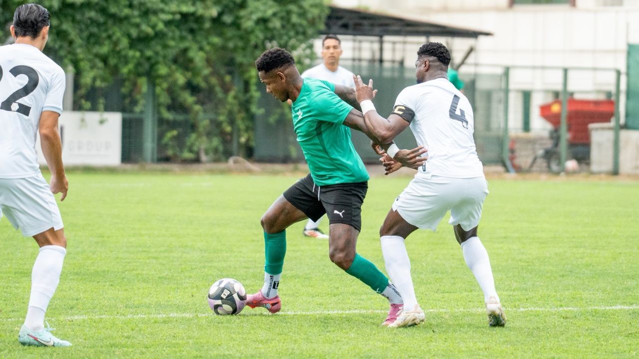 Así le fue a Romell Quioto en su debut con Al-Najmah de Arabia Saudita