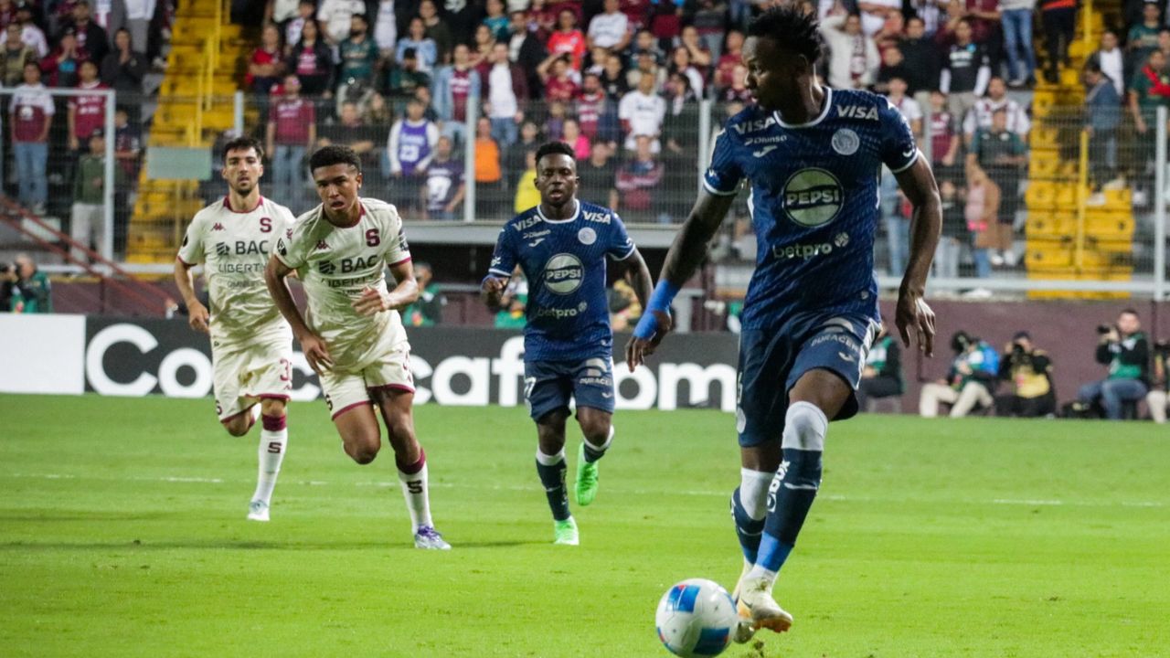 Motagua saca el empate ante Saprissa y asegura clasificación en la Copa Centroamericana