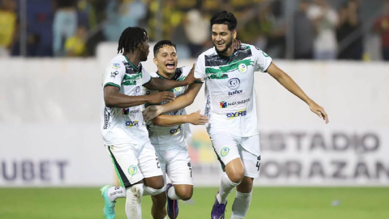 Juticalpa FC sorprende a Real España y consigue vital triunfo en el Morazán