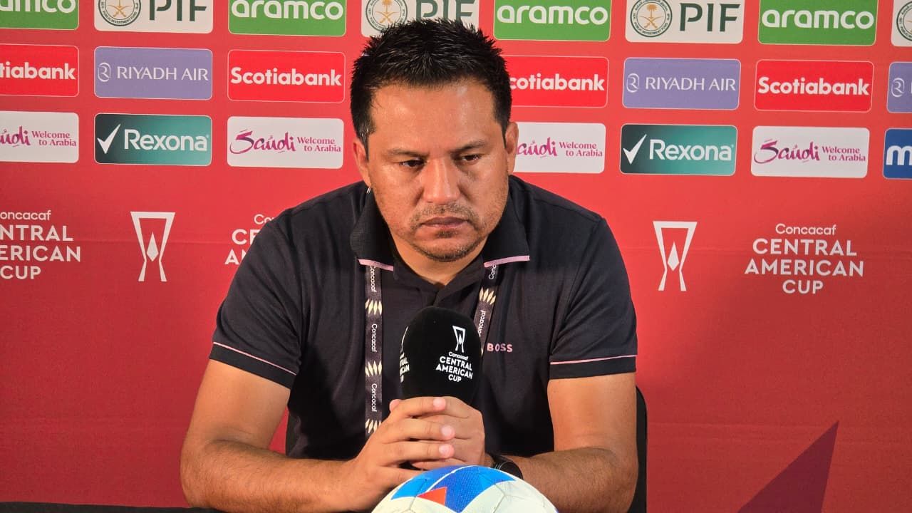 Técnico de Xelajú señala los aspectos en que fue superado por Olimpia