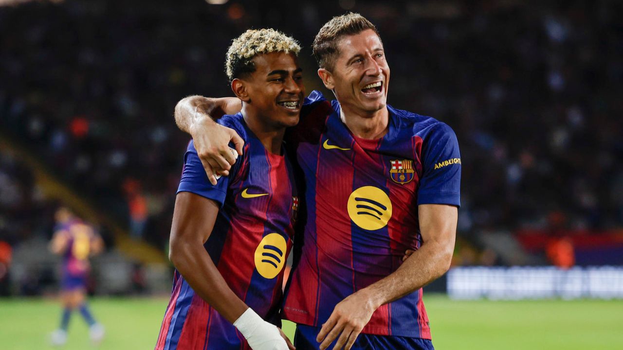 Barcelona logra trabajada remontada contra Real Sociedad para tomar la cima de LaLiga