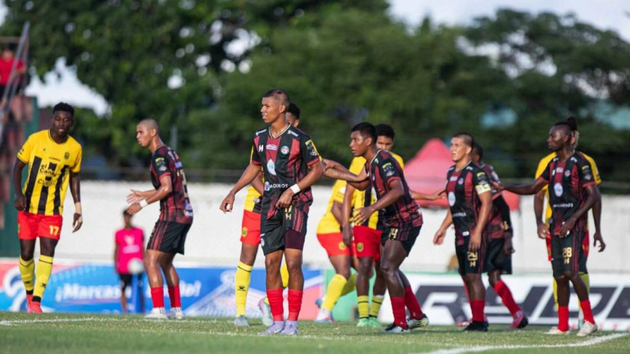 Se confirma el cuarto entrenador despedido en el torneo Apertura 2025 de Liga Nacional