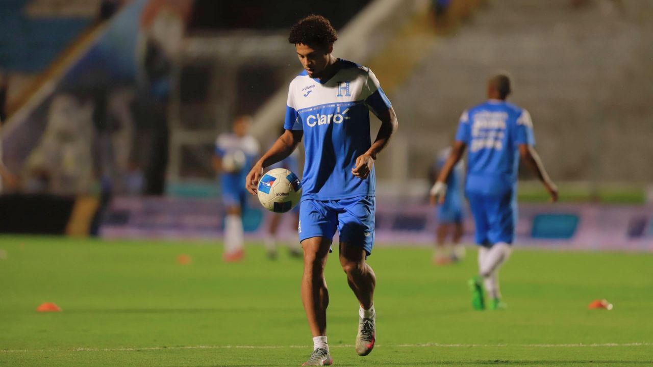David Ruíz se somete a cirugía y es baja para la fecha FIFA de octubre con Honduras