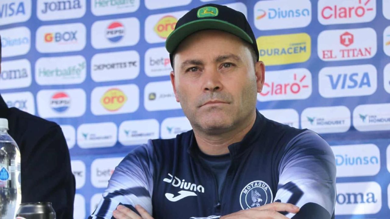 Javier López sorprende con pedido especial a dos jugadores del Motagua