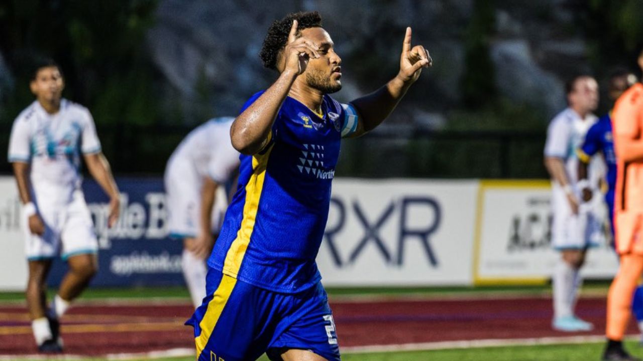 Juan Carlos Obregón anota su vigésimo gol de la temporada en Estados Unidos