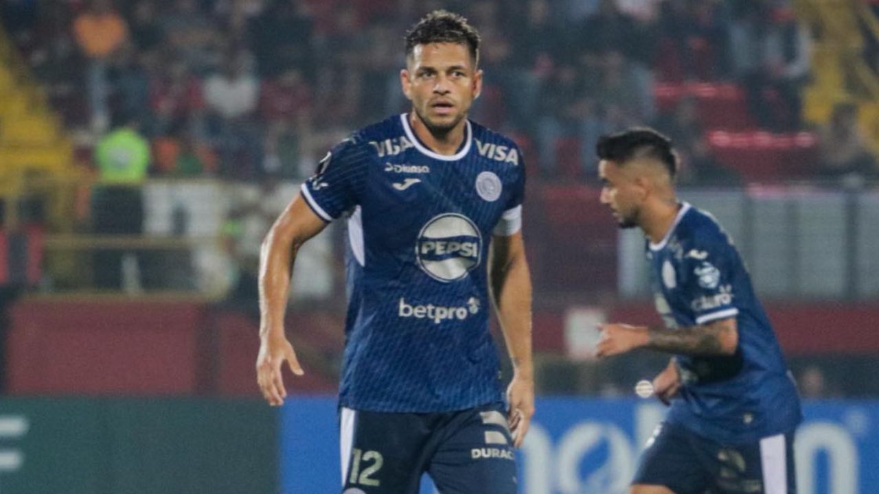 Marcelo Santos deja dardo al arbitraje hondureño y explica la razón
