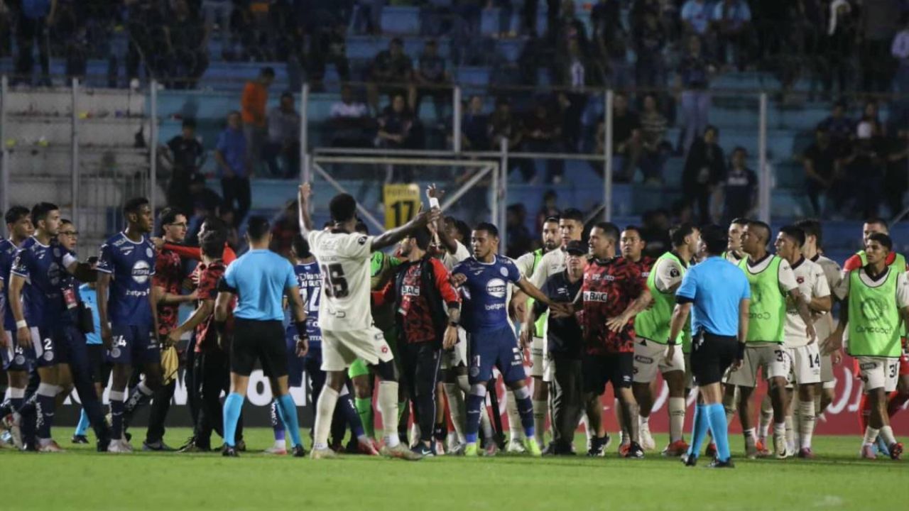 El castigo al que se expone Motagua por pelea ante Alajuelense