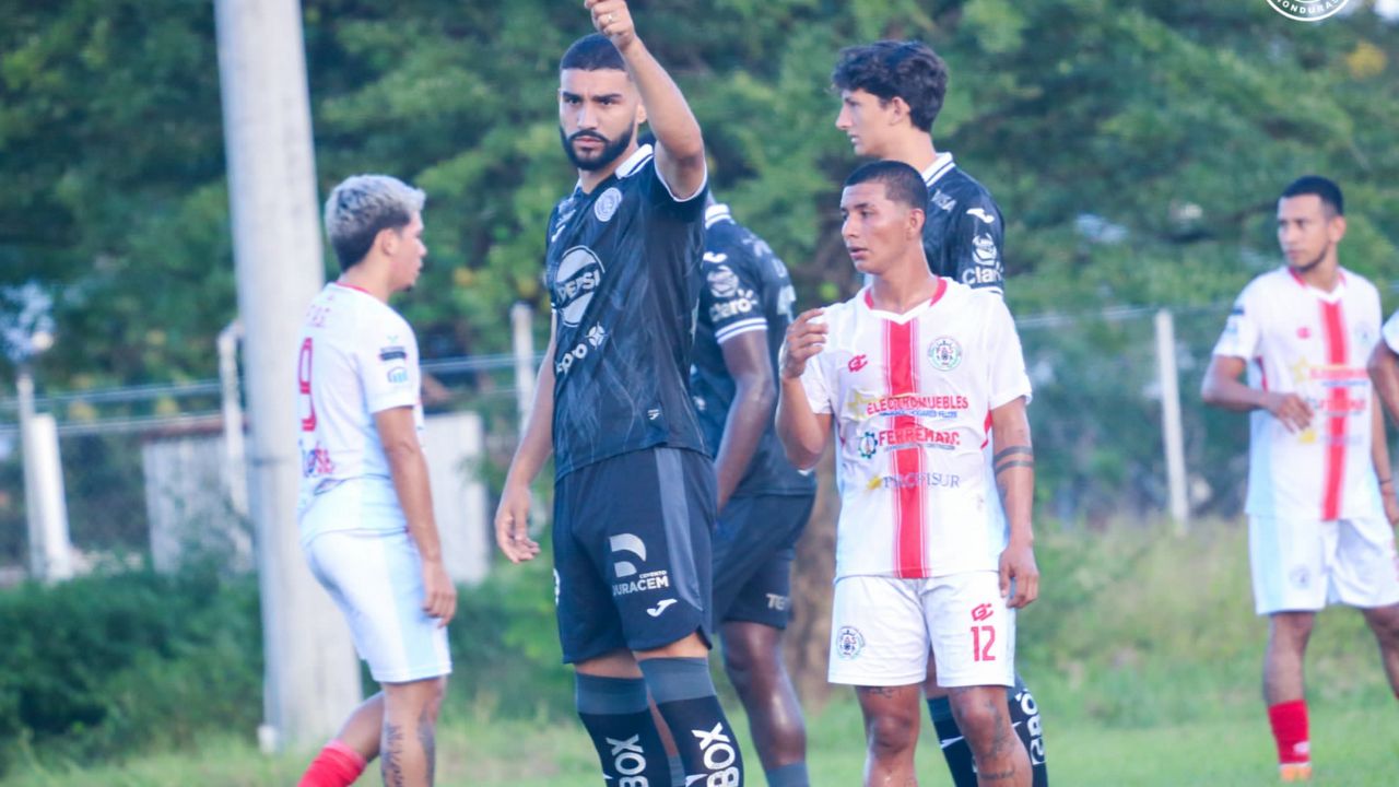 Motagua golea en amistoso previo al clásico contra el Olimpia