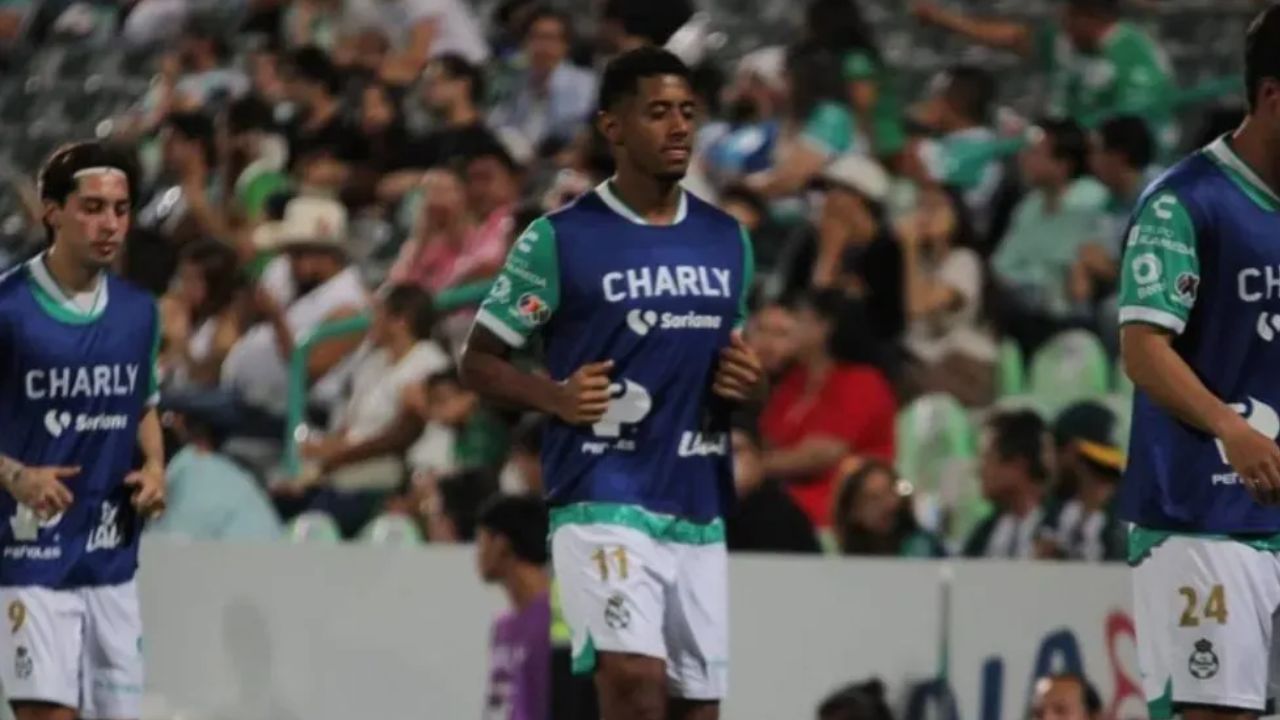 Santos Laguna toma decisión con Choco Lozano tras partidos eliminatorios