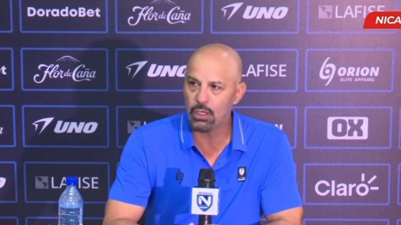 Técnico de Nicaragua dispara contra sus jugadores tras derrota  ante Haití