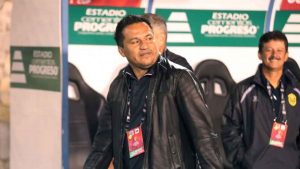 Técnico de Xelajú vuelve a elogiar a Buba López y da motivo de cambio de arquero en penales