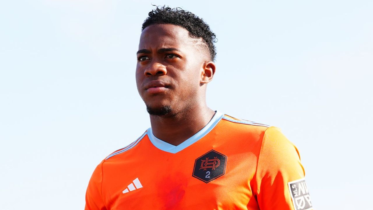 Houston Dynamo toma decisión con Exon Arzú para la temporada 2026