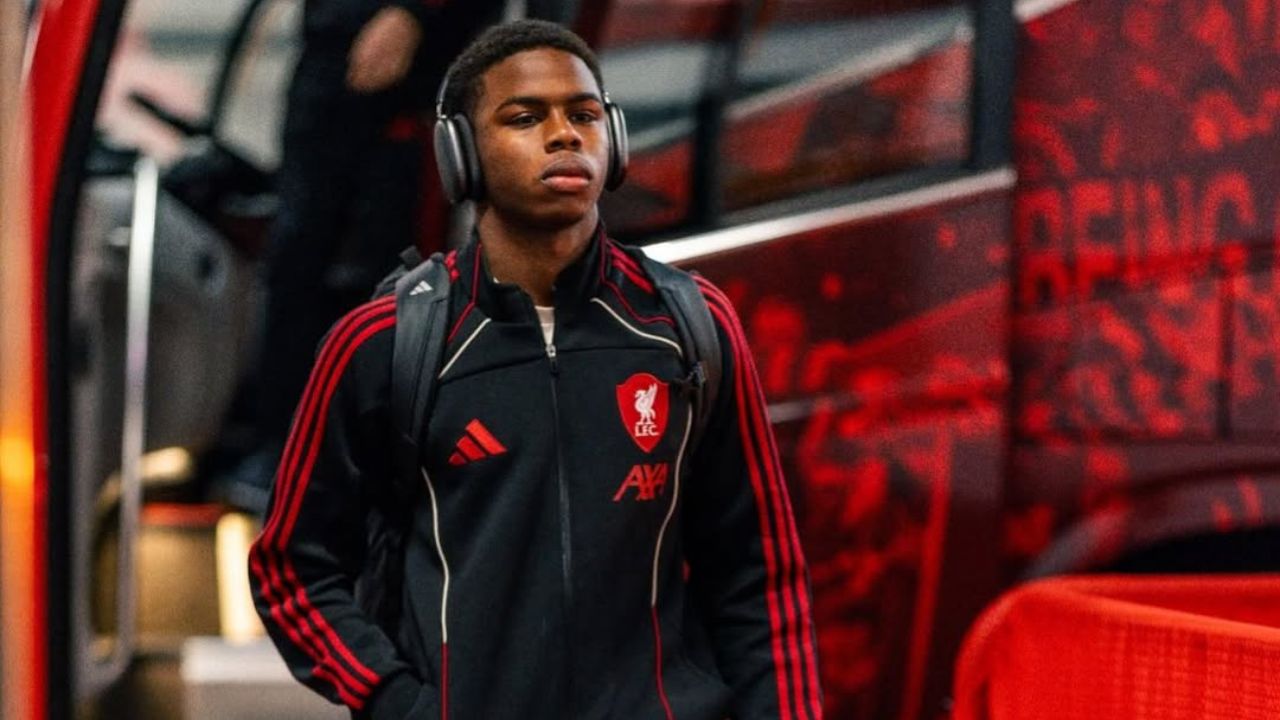 Keyrol Figueroa reacciona tras ser convocado con el primer equipo del Liverpool