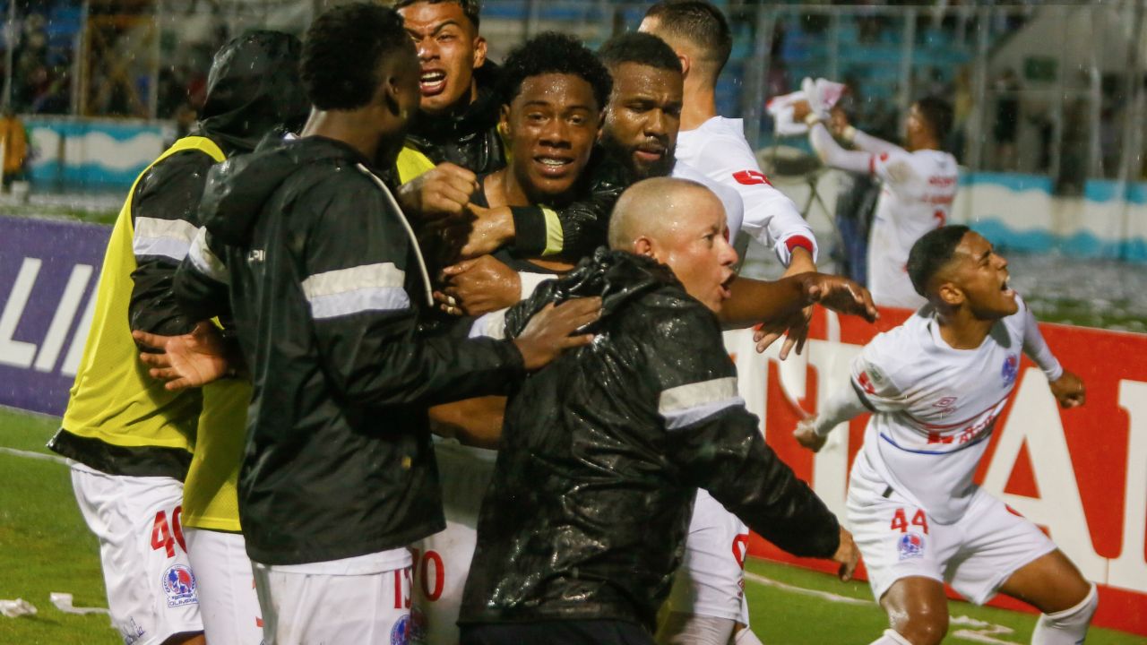 Olimpia confirma boletos agotados en localidades para partido ante Alajuelense