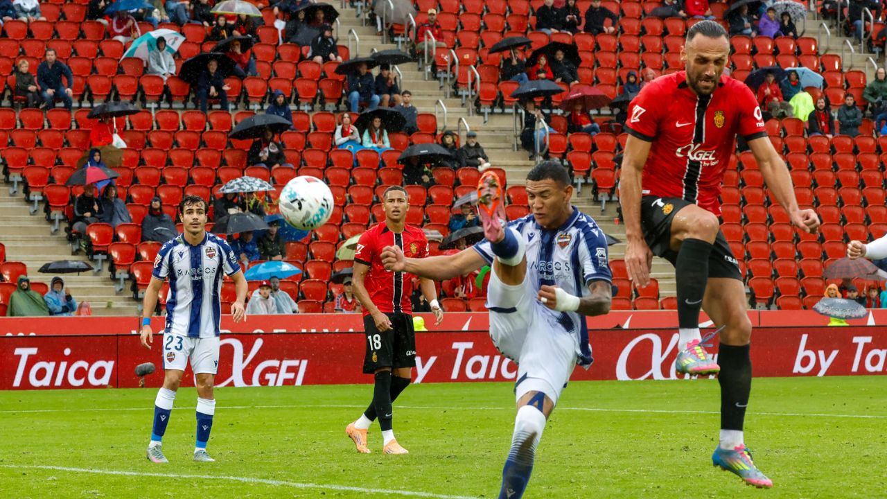 Levante deja escapar triunfo contra el Mallorca ¿Qué le pasó a Kervin Arriaga?