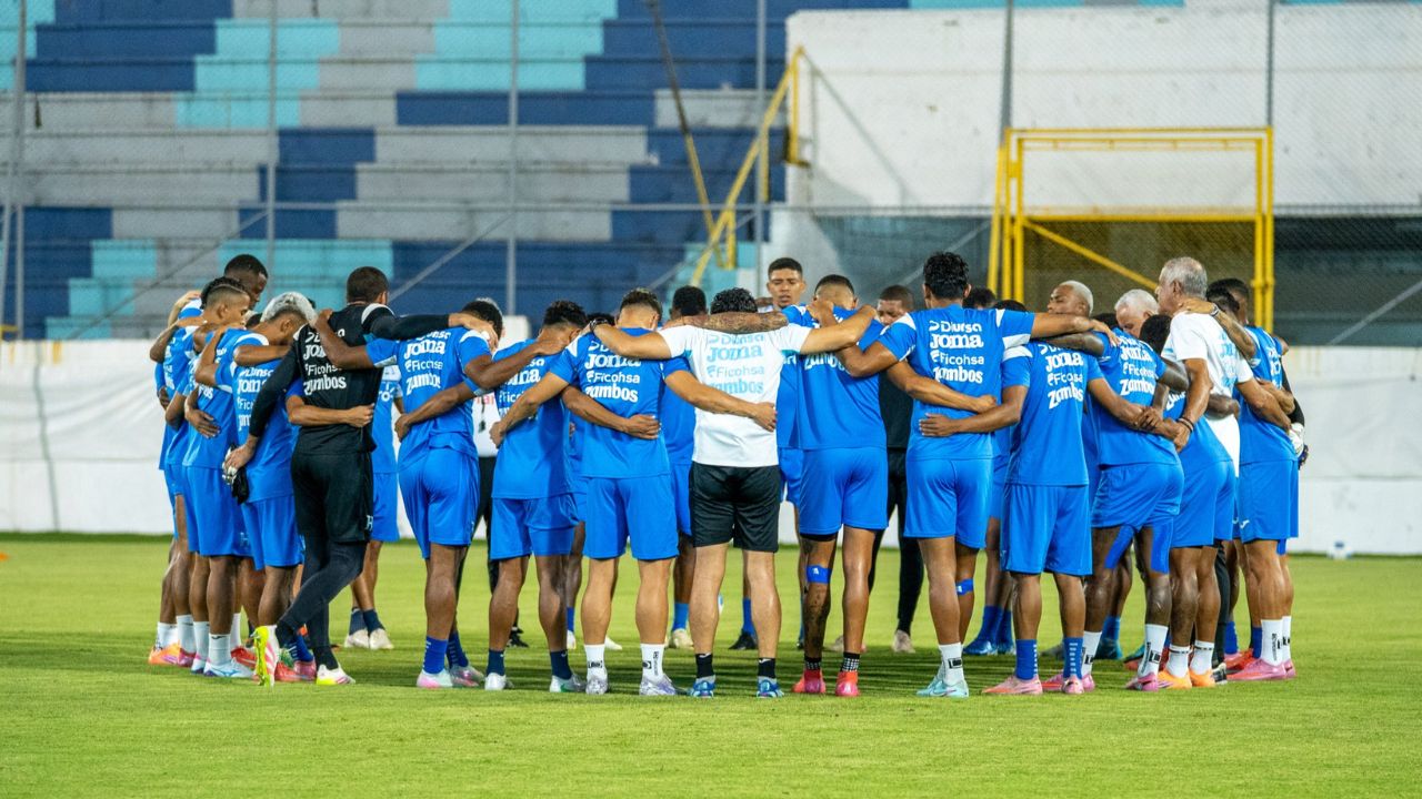 Reinaldo Rueda separa a dos seleccionados previo al duelo vs Costa Rica