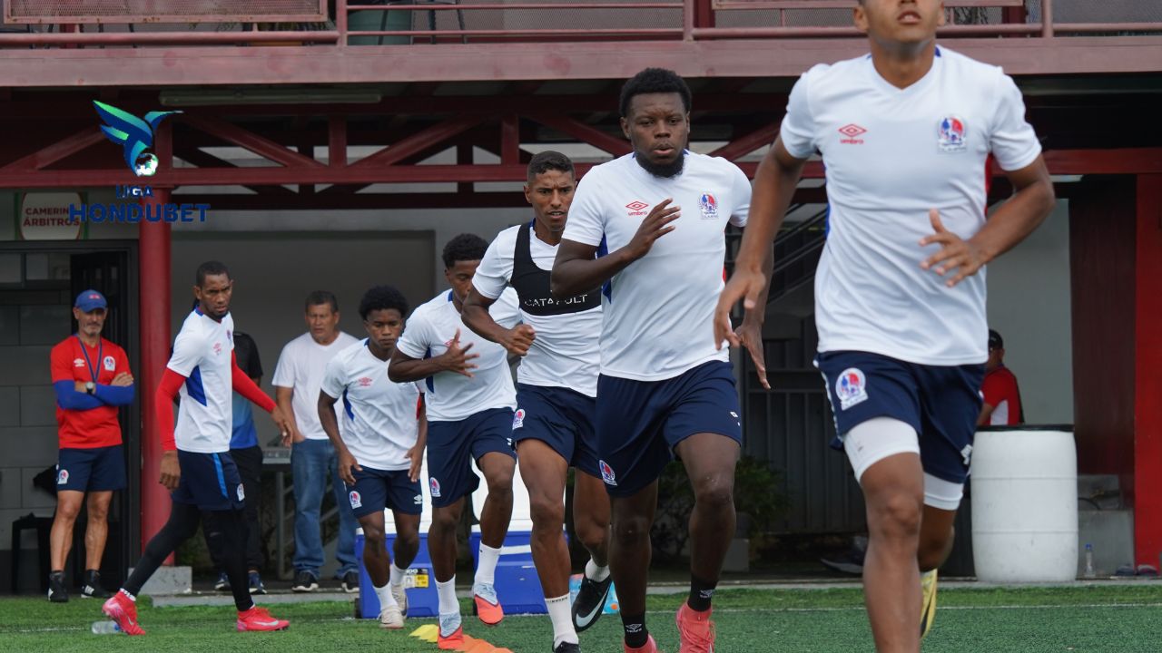 José García ya tendría dos ofertas tras dejar el Olimpia en pleno torneo