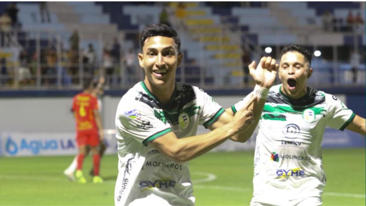 Juticalpa le remonta al Real España en un partidazo con goles en Olancho