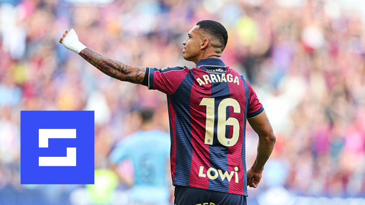 Kervin Arriaga entra en once ideal de latinos con mejor rendimiento