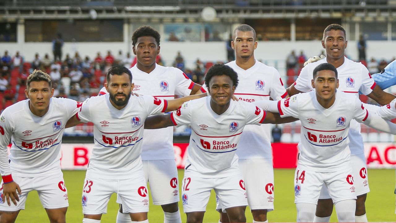 Olimpia confirma la salida de otro jugador en plena disputa del torneo