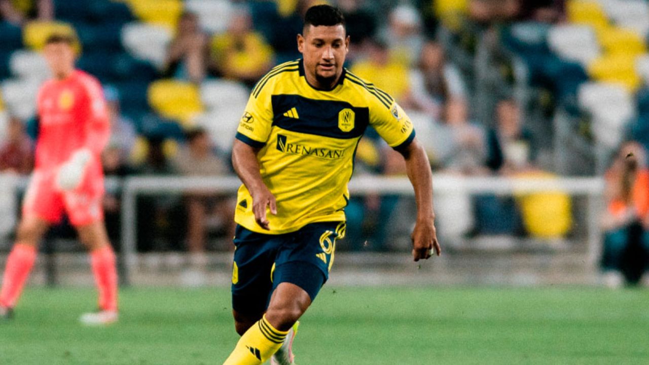 Piden a Bryan Acosta como refuerzo para un grande de la Liga Nacional