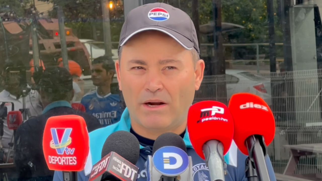 Javier López opina si debe llegar un técnico europeo a la Selección de Honduras