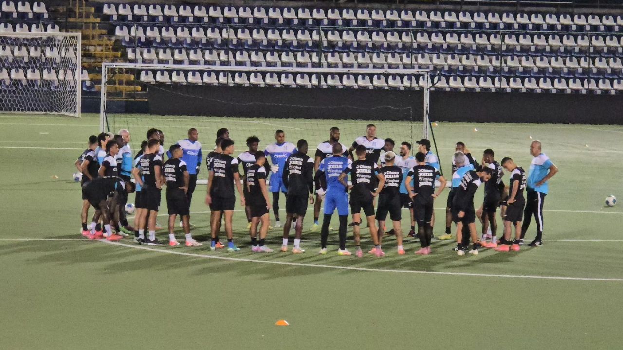 Defensa central de la Selección de Honduras se enferma a horas del partido vs Nicaragua