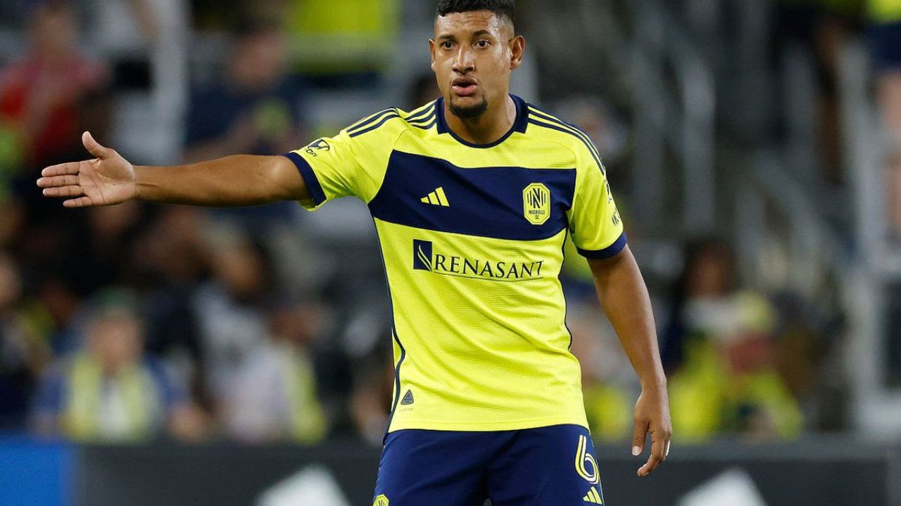 Bryan Acosta conoce el equipo donde jugará la próxima temporada en la MLS