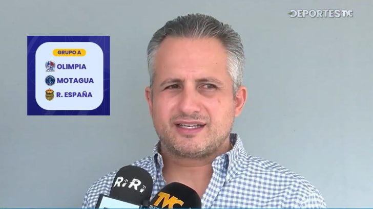 Elías Burbara reacciona al grupo de Real España en la Triangular