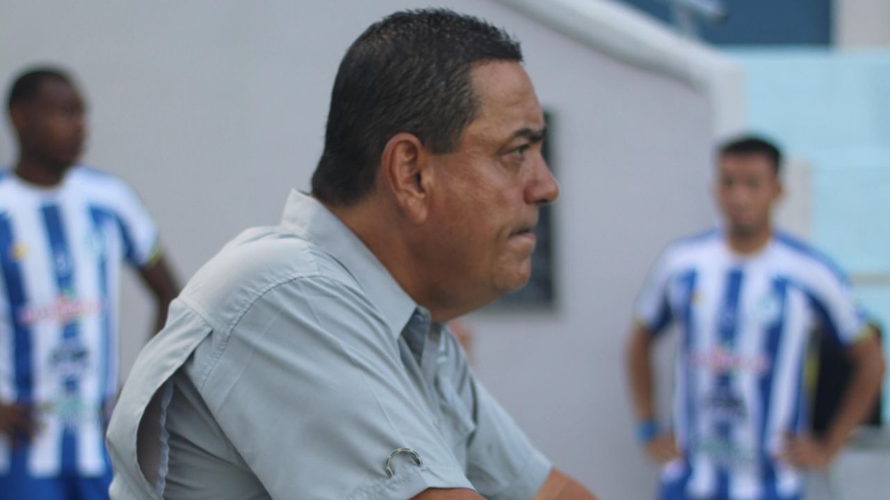 Jhon Jairo López regresará a Colombia tras cumplir su último partido con Victoria