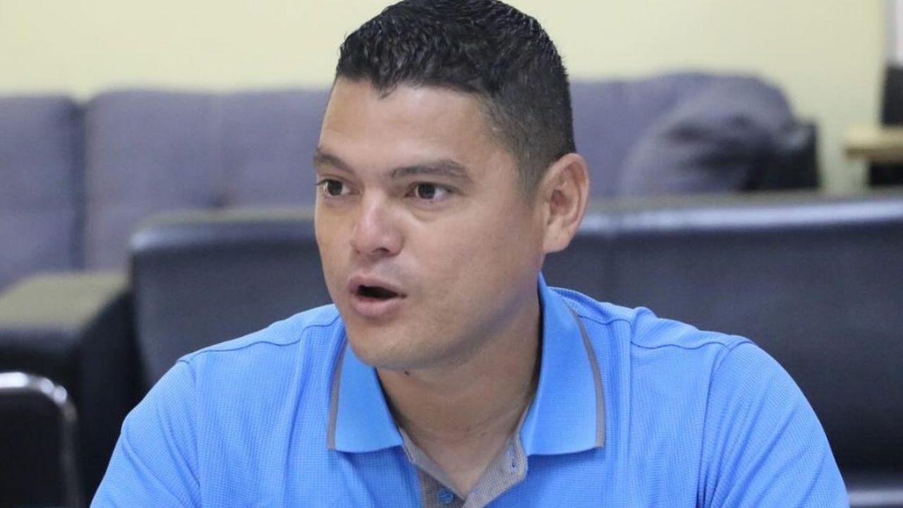 Luis Alvarado regresa a los banquillos en el fútbol de Honduras