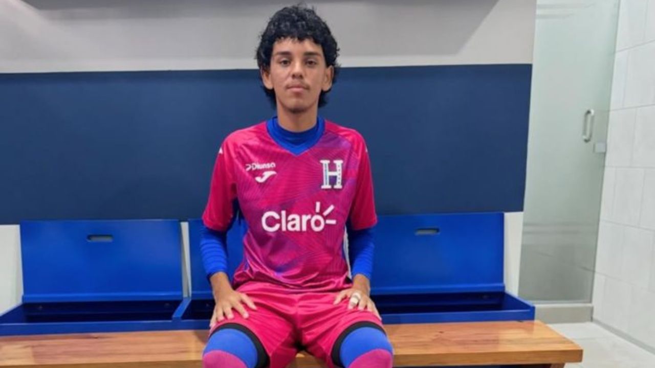 Portero hondureño viajó a Colombia para realizar prueba en club de primera