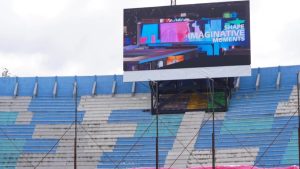Así luce la nueva pantalla del estadio Nacional Chelato Uclés