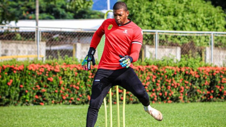 Confirman la razón por la que Buba López no fue titular ante Motagua