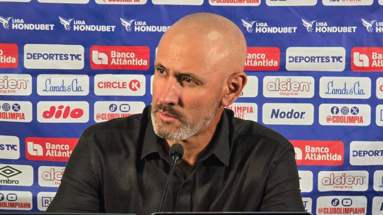 Eduardo Espinel revela por qué renovó con Olimpia y explota por no saber cuándo será la final