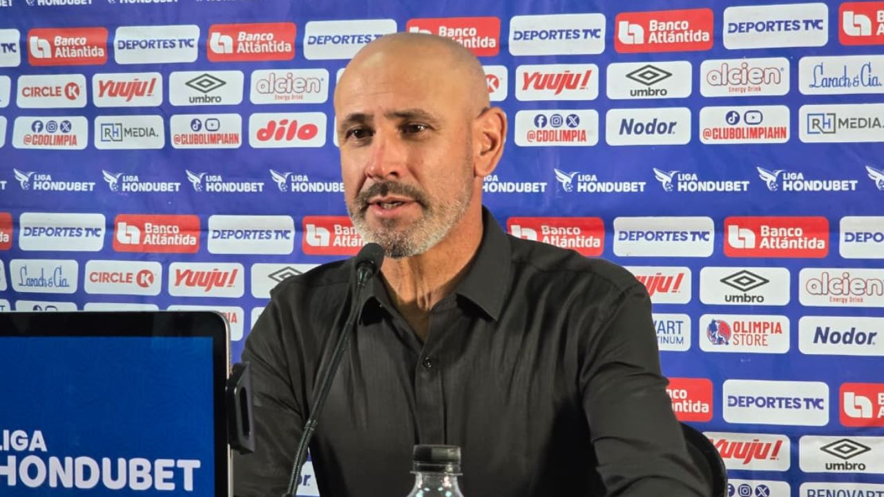Eduardo Espinel señala por qué Olimpia se la ha jugado con jóvenes