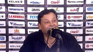 Jeaustin Campos no se explica cómo Real España perdió ante Olimpia en la triangular