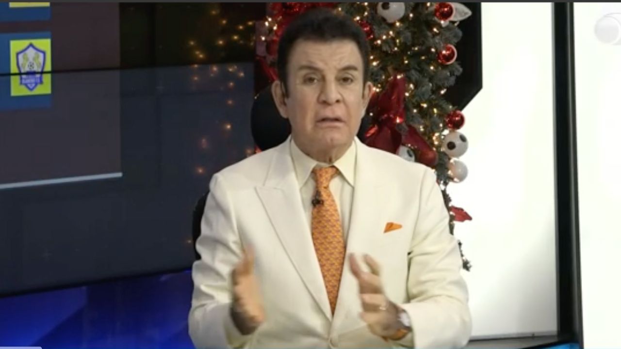 Salvador Nasralla señala el formato de la triangular del torneo Apertura